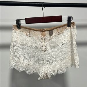 VICTORIA’s SECRET delicate pajama lace shorts with Floral Design